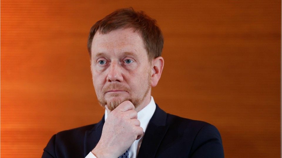 „Fünf vor Zwölf“ bei Miosga: Kretschmer sieht „neue Qualität“ bei Gewalt