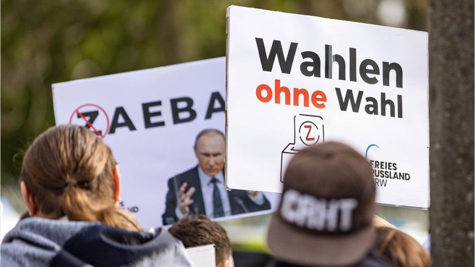 Russisches Wahllokal meldet Putin-Niederlage und rudert zurück