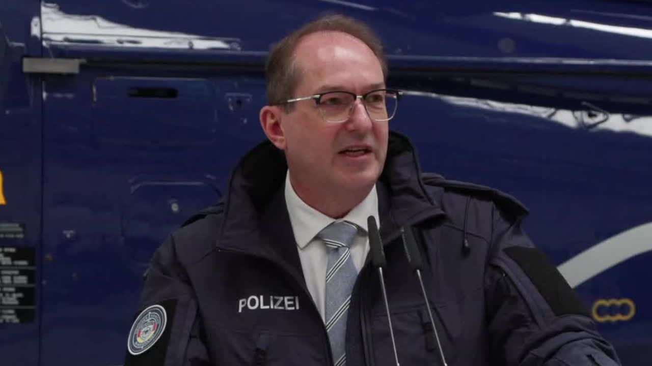 Video: Dobrindt will "echten Geheimdienst"