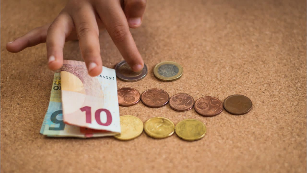 Video: CDU greift beim Kindergeld durch: Kürzungen für Polen und Rumänen  
