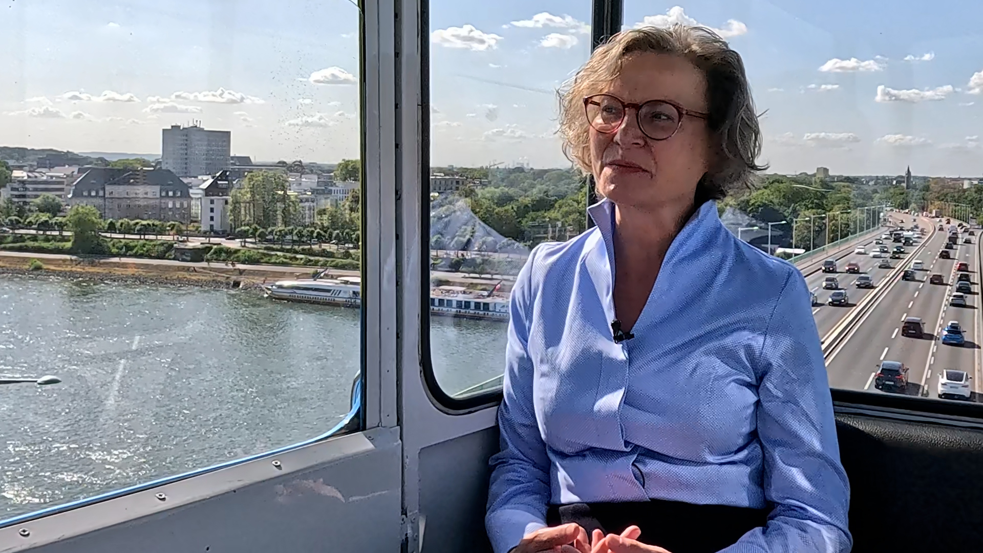Video: Ina Scharrenbach im Seilbahninterview