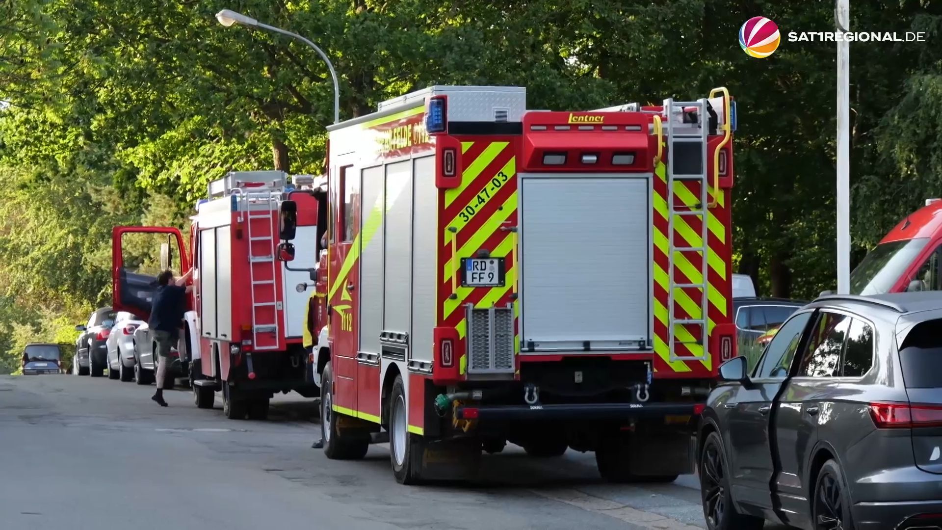 Video: Feuer in Mehrfamilienhaus: Fünf Menschen verletzt in Bremen