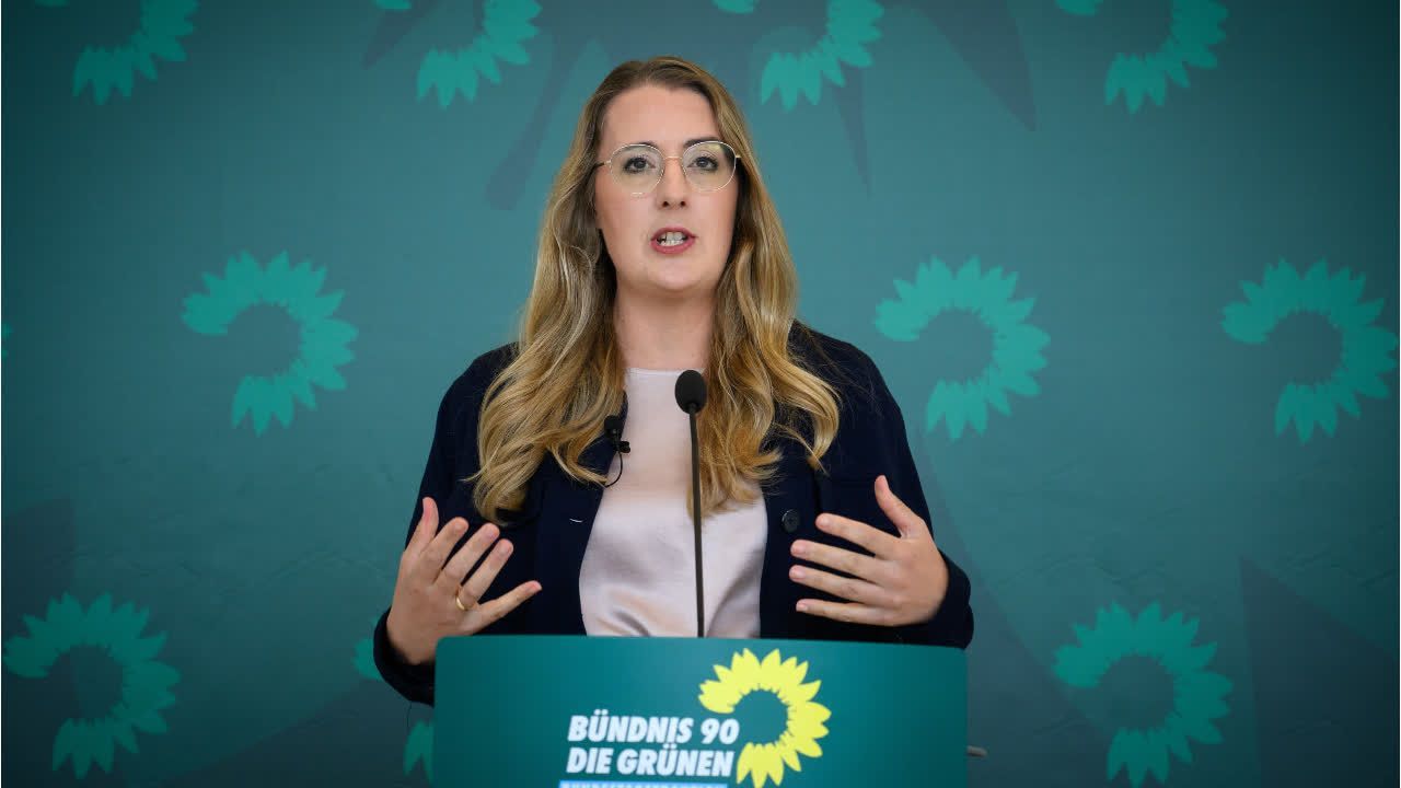 Video: Grünen-Chefin fordert Klima-Kurs von Merz