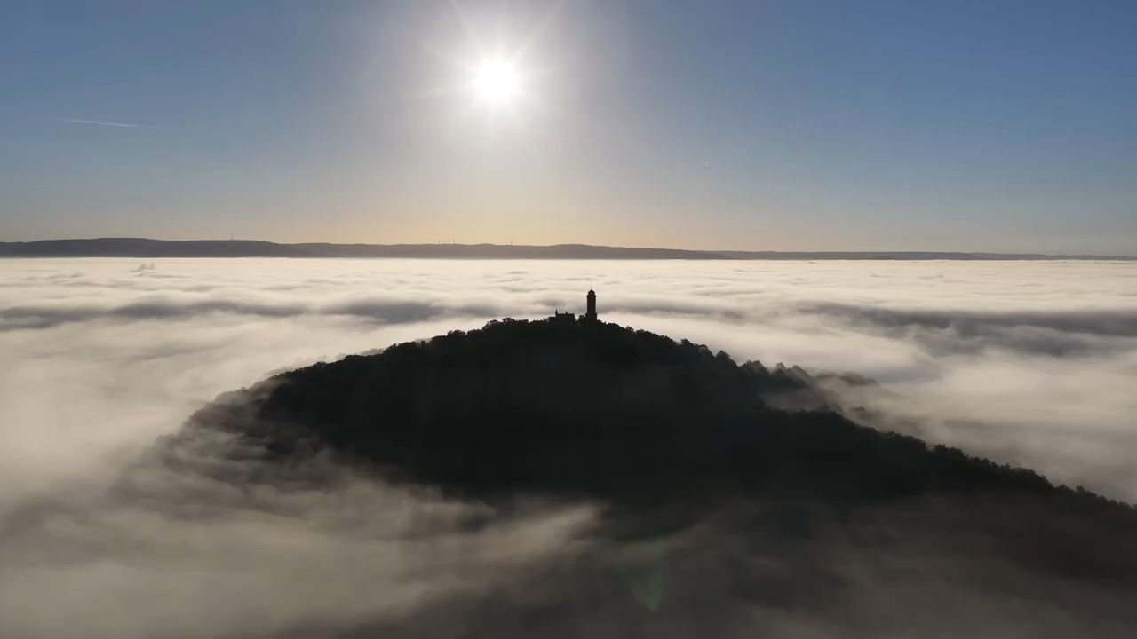 Video: Herbst in Bayern: Nebel und Frost zum kalendarischen Herbstanfang