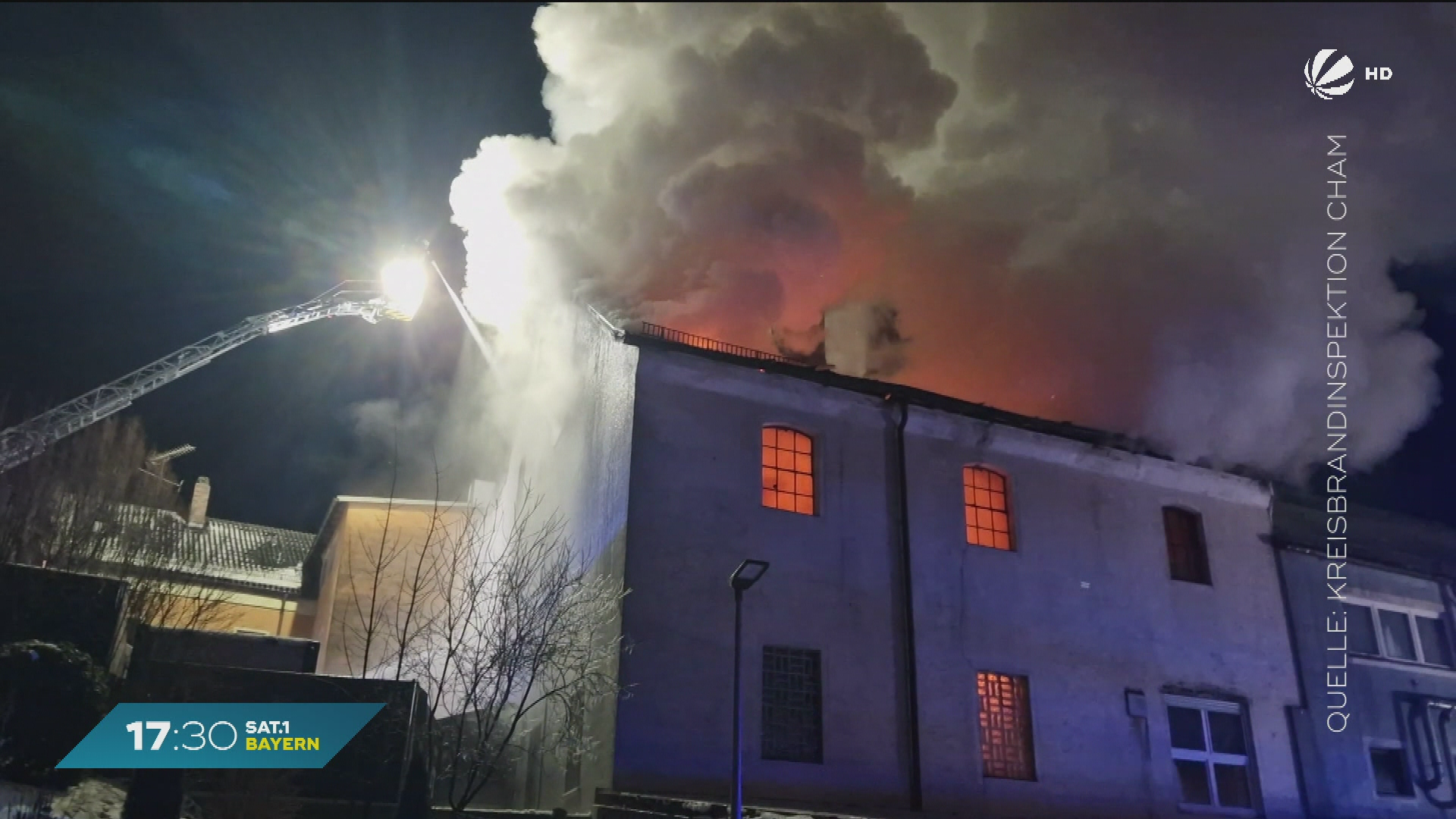Video: Großbrand in Waldmünchen: Bäckerei zum zweiten Mal in Flammen