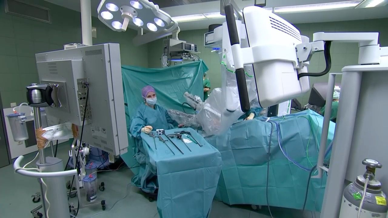 Video: Mehr Cyberattacken: Wie verwundbar ist Bayerns kritische Infrastruktur?