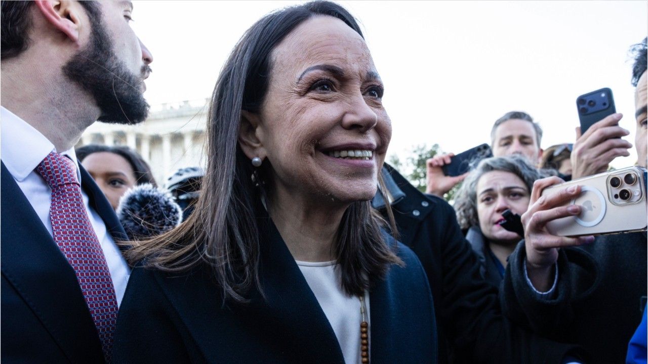 Trump-erh-lt-Nobelpreis-Medaille-von-Machado