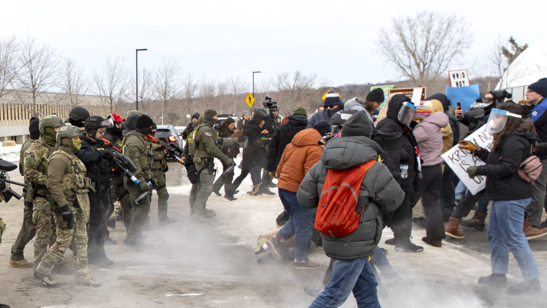 Video: 2.000 weitere ICE-Beamte in Minneapolis