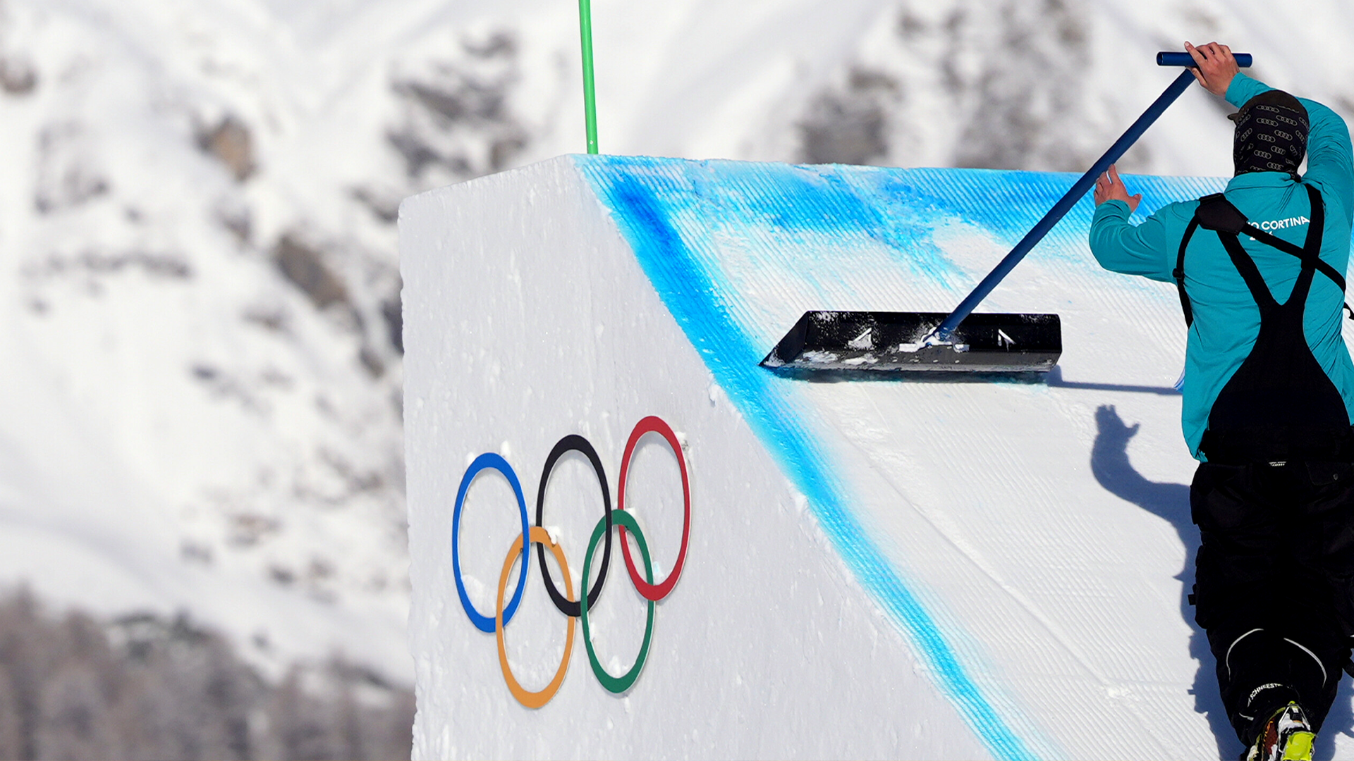 Video: Schmid und Draisaitl sind Fahnenträger