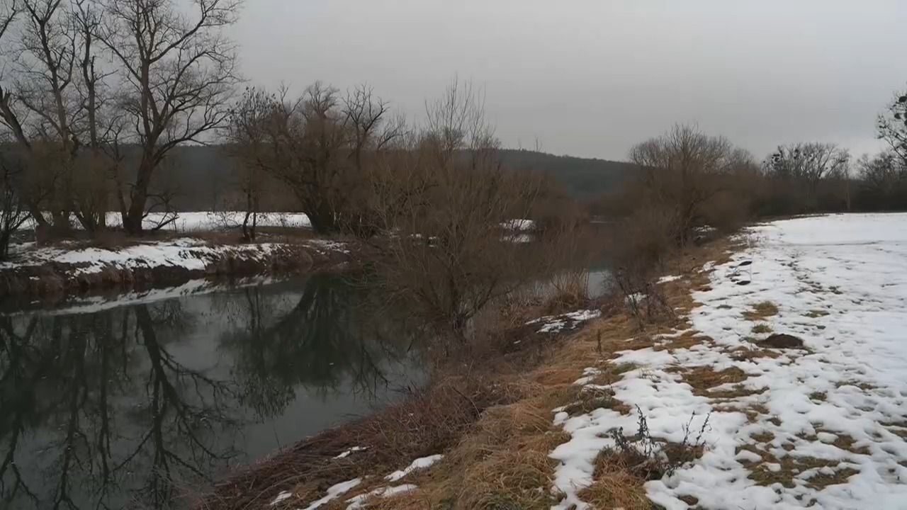 Video: Hochwasserschutz in Oberfranken: Neuer Damm in Kemmern
