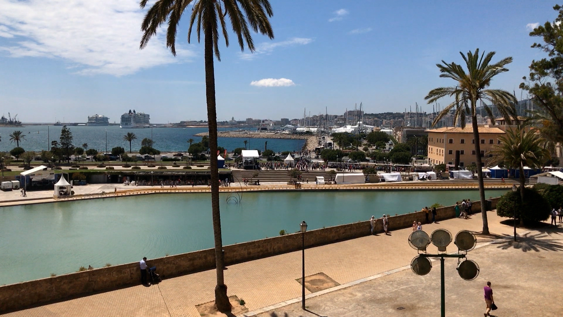 Video: 1,6 Millionen NRWler fliegen nach Palma