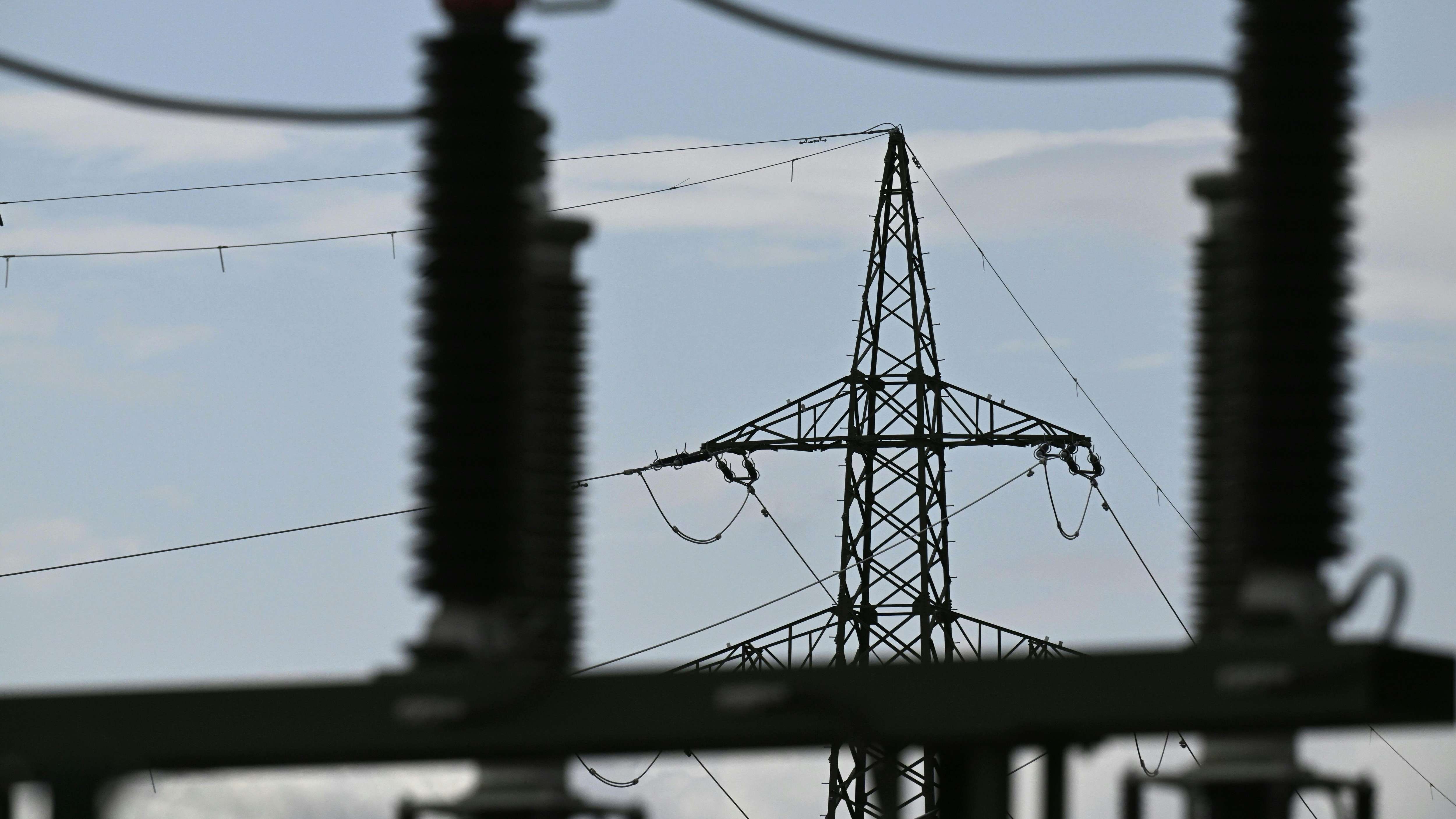 Video: Neues Stromgesetz: Preise sollten fallen