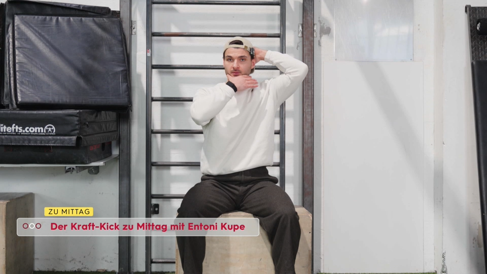 Video: Der Kraft-Kick zu Mittag mit Entoni Kupe
